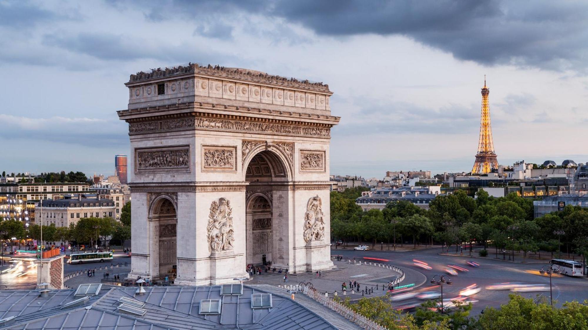 Studio Champs Elysees Tour Eiffel Париж Екстер'єр фото